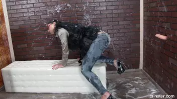 Alice Nice covered in jizz within seconds Screencap 39 on sinx.preview.netperv.com