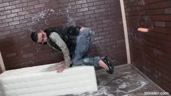 Alice Nice covered in jizz within seconds Screencap 40 on sinx.preview.netperv.com