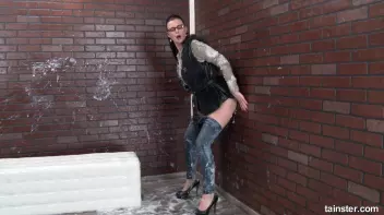 Alice Nice covered in jizz within seconds Screencap 61 on sinx.preview.netperv.com