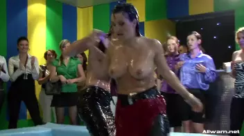 Goo Wrestling Will Leave You Totally Naked Screencap 61 on sinx.preview.netperv.com