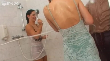 Gorgeous Babes Get Wet In Water Fight Screencap 57 on sinx.preview.netperv.com