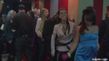 Gangsters Paradise Part 1 - Cam 1 Screencap 5 on sinx.preview.netperv.com