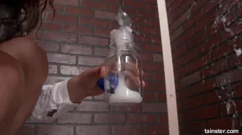 Sexy lab worker is getting slimed Screencap 15 on sinx.preview.netperv.com