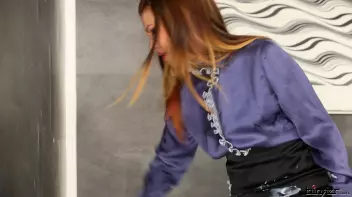 The Power Of The Purse Screencap 19 on sinx.preview.netperv.com