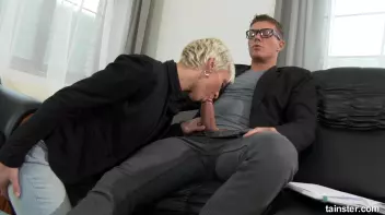 A lesson in fully clothed pissing Screencap 13 on sinx.preview.netperv.com