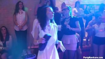 Party Hardcore Gone Crazy Vol. 33 Part 2 - Cam 2 Screencap 17 on sinx.preview.netperv.com