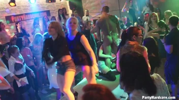 Party Hardcore Gone Crazy Vol. 33 Part 2 - Cam 2 Screencap 75 on sinx.preview.netperv.com