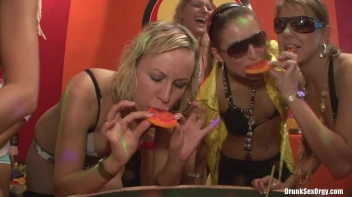 Bikini Beach Balls Part 5 - Cam 1 Screencap 17 on sinx.preview.netperv.com