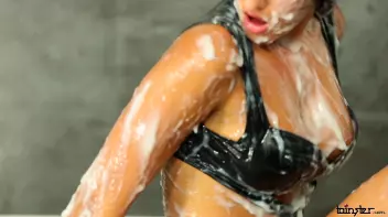 The Slimy Seance Screencap 95 on sinx.preview.netperv.com