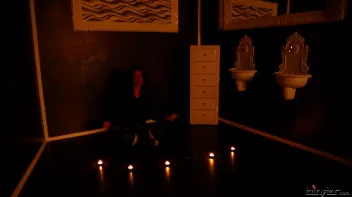 The Slimy Seance Screencap 1 on sinx.preview.netperv.com