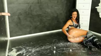 The Slimy Seance Screencap 72 on sinx.preview.netperv.com