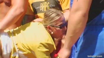 Francesca Fellucci Fucks All Of Her Mechanics Screencap 17 on sinx.preview.netperv.com