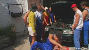 Francesca Fellucci Fucks All Of Her Mechanics Screencap 3 on sinx.preview.netperv.com