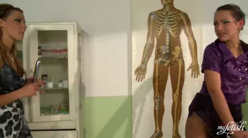 The Doctor is In Screencap 94 on sinx.preview.netperv.com