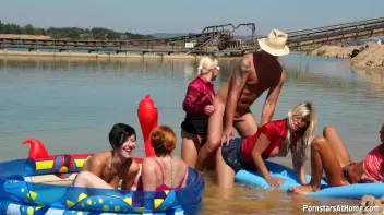 Proudly Public Wetlook Fucking Part 1 Screencap 53 on sinx.preview.netperv.com