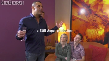 Freaks of Fashion! Bring On The Upper Class Harem!  A Group Of Gals Ready For Fun And Games! Screencap 1 on sinx.preview.netperv.com