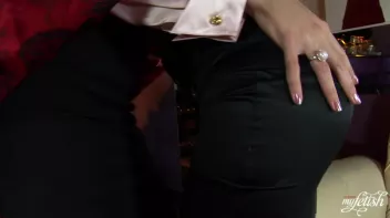 Dry Martinis, Wet Pussies Screencap 18 on sinx.preview.netperv.com