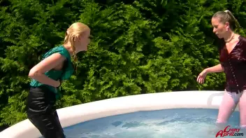 Leony vs. Kate: Wetlook Catfight! Screencap 31 on sinx.preview.netperv.com