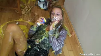 This Eurobabe Wasn't Shopping For Dinner... Screencap 89 on sinx.preview.netperv.com