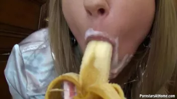 This Eurobabe Wasn't Shopping For Dinner... Screencap 77 on sinx.preview.netperv.com