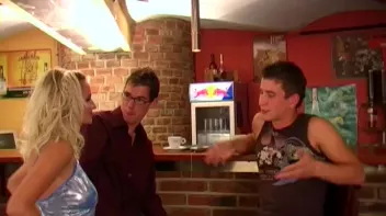 Coffee House Customers Want Some Bi In Their Cup Screencap 4 on sinx.preview.netperv.com