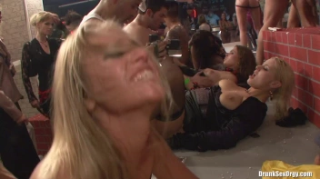 Hard Hat Hos Part 4 - Cam 2 Screencap 53 on sinx.preview.netperv.com