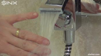 Her Shower Sex Appeal Screencap 1 on sinx.preview.netperv.com