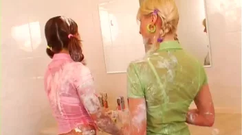 Toothpaste Fueled Catfight Screencap 58 on sinx.preview.netperv.com