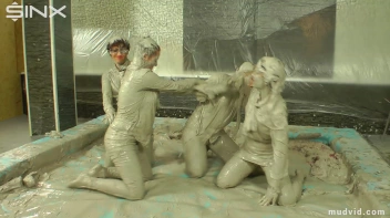 Sexy Ladies Get Wet and Messy In The Mud Screencap 68 on sinx.preview.netperv.com