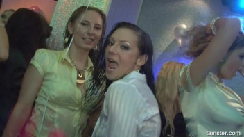 Welcome To The Mad House Part 2 - Cam 2 Screencap 35 on sinx.preview.netperv.com