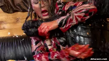 Raunchy Food Fight Screencap 76 on sinx.preview.netperv.com