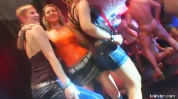 Blue Jean Babes Part 3 Cam 3 Screencap 41 on sinx.preview.netperv.com