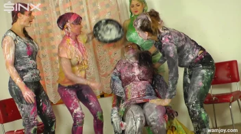 Paint Covered Cuties Are Drenched In Catfight Screencap 38 on sinx.preview.netperv.com