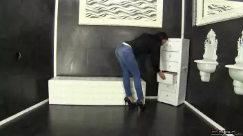 Jizz On Jeans And Let The Fun Begin... Screencap 4 on sinx.preview.netperv.com