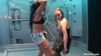 Shower Down With Your Bad Selves! Screencap 16 on sinx.preview.netperv.com