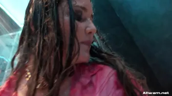 Shower Down With Your Bad Selves! Screencap 59 on sinx.preview.netperv.com