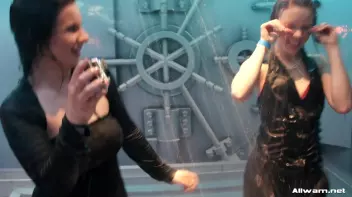 Shower Down With Your Bad Selves! Screencap 7 on sinx.preview.netperv.com