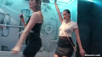 Shower Down With Your Bad Selves! Screencap 82 on sinx.preview.netperv.com