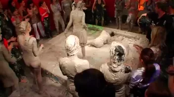 From Satin Queens To Muddy Dogs! Screencap 21 on sinx.preview.netperv.com