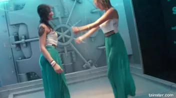 Teasing babes getting dripping wet Screencap 62 on sinx.preview.netperv.com