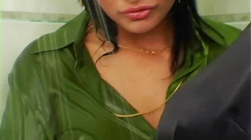 Eurobabes Take a Wetlook Shower Screencap 13 on sinx.preview.netperv.com