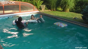 Three wild girls in pool cat fight Screencap 34 on sinx.preview.netperv.com