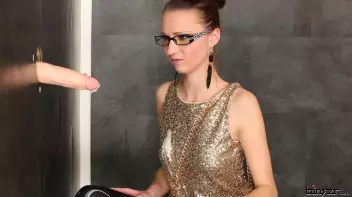 Slot For A Slut Screencap 9 on sinx.preview.netperv.com