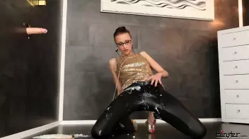 Slot For A Slut Screencap 34 on sinx.preview.netperv.com