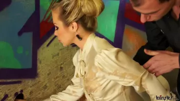 Sharka Blue Covered In White Screencap 26 on sinx.preview.netperv.com