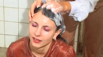 Raven Haired Babes Lather Up Their Hair Screencap 13 on sinx.preview.netperv.com