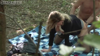 Piss Picnic - A Feast Of Pussy, Cock, Spunk and Pee Screencap 84 on sinx.preview.netperv.com