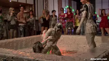 Alex Roars Her Way Through This Mud Battle! Screencap 92 on sinx.preview.netperv.com