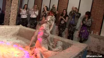 Alex Roars Her Way Through This Mud Battle! Screencap 106 on sinx.preview.netperv.com