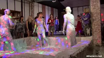 Alex Roars Her Way Through This Mud Battle! Screencap 109 on sinx.preview.netperv.com